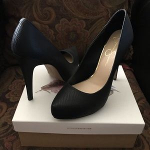 JESSICA SIMPSON HEELS (OFFERS ACCEPTED)